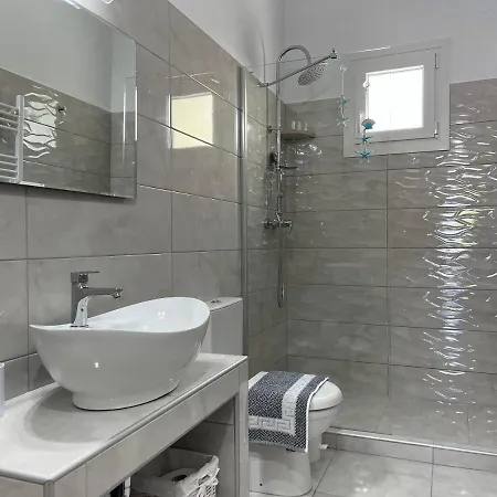 Chara Sea View Luxury House Apartman *